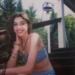 Meet your Posher, Alyssa